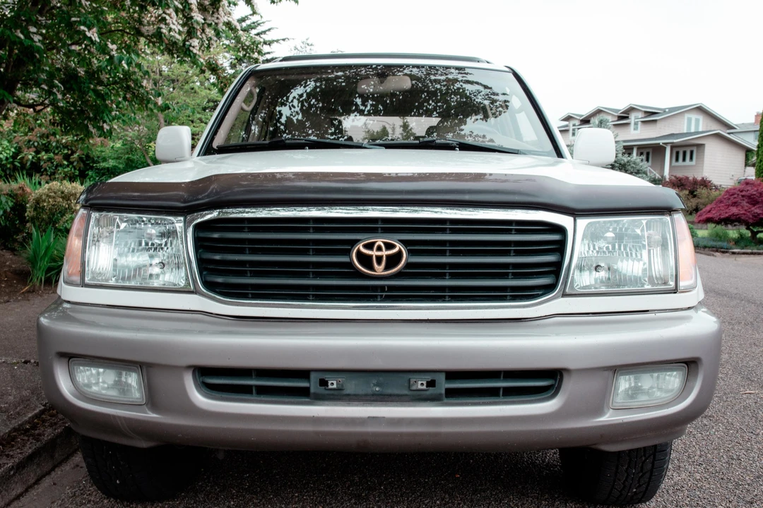 2002 Toyota J100 Land Cruiser - Image 6 of 31