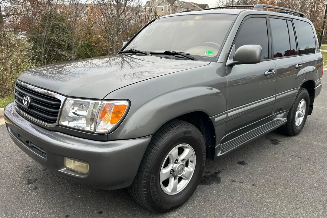 2002 Toyota J100 Land Cruiser - Image 3 of 31