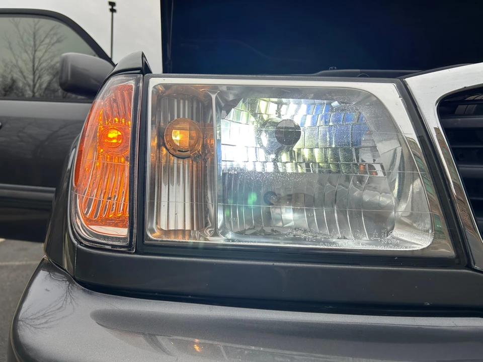 2002 Toyota J100 Land Cruiser - Image 17 of 31