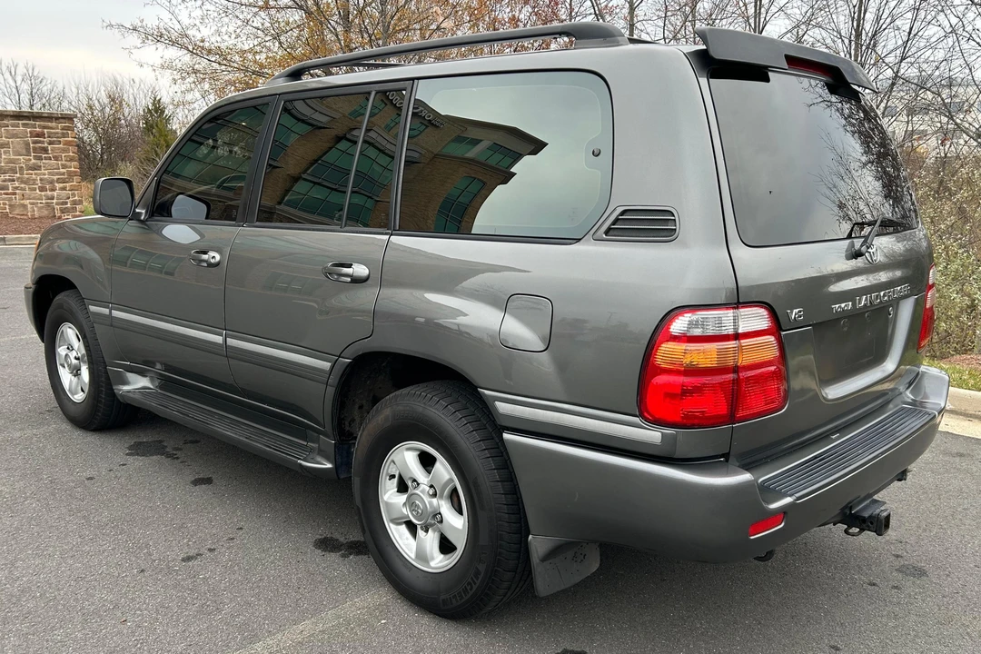 2002 Toyota J100 Land Cruiser - Image 4 of 31