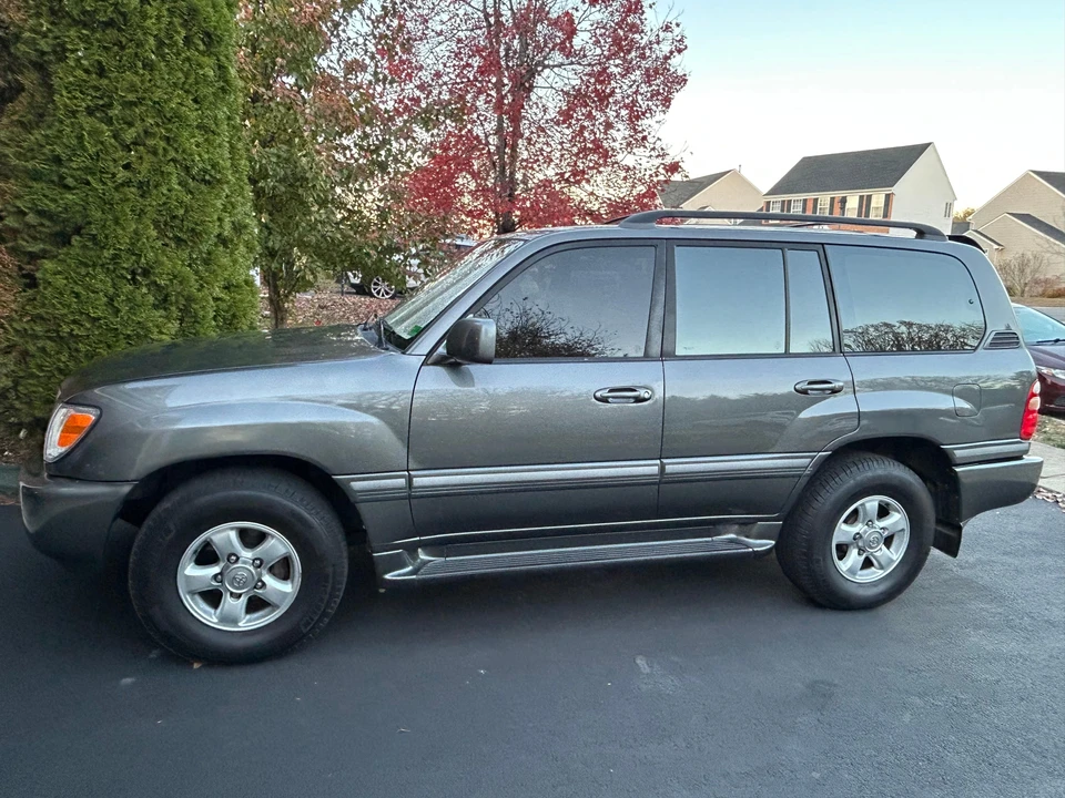 2002 Toyota J100 Land Cruiser - Image 10 of 31