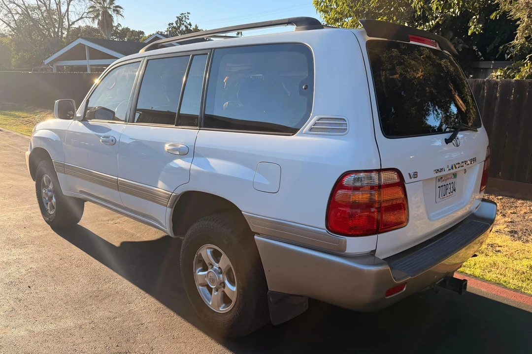2002 Toyota J100 Land Cruiser - Image 4 of 31
