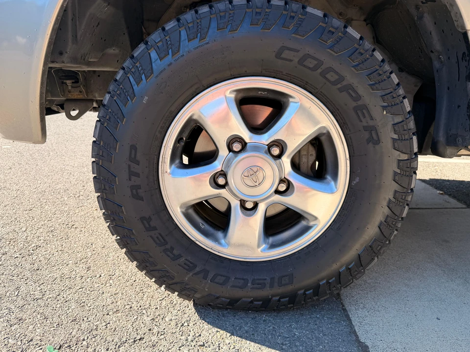 2002 Toyota J100 Land Cruiser - Image 24 of 31