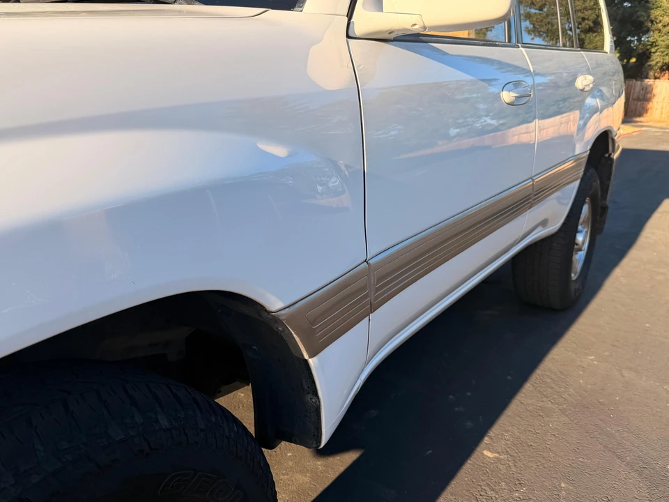2002 Toyota J100 Land Cruiser - Image 12 of 31