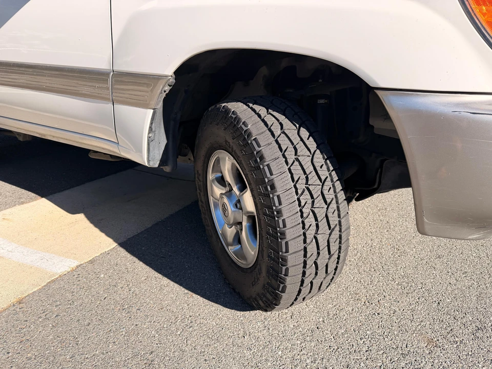 2002 Toyota J100 Land Cruiser - Image 29 of 31