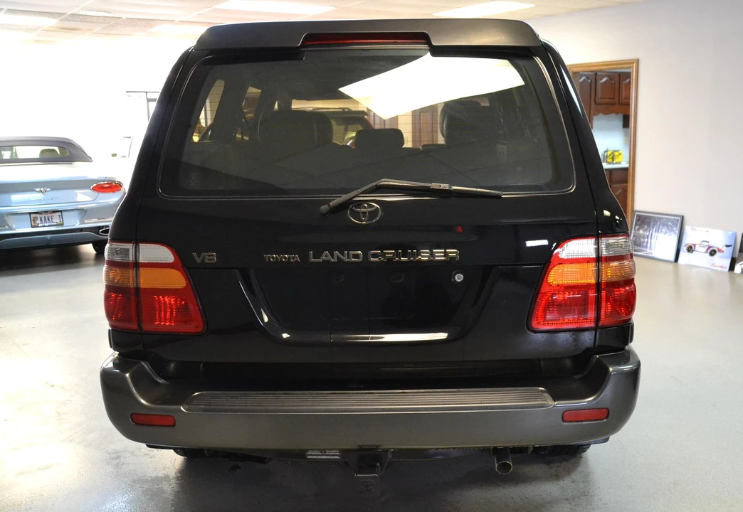 2002 Toyota J100 Land Cruiser - Image 4 of 10