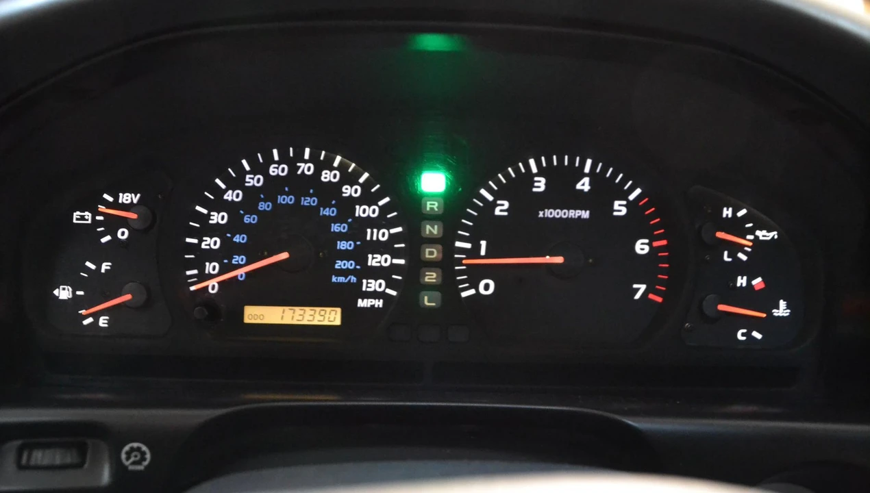2002 Toyota J100 Land Cruiser - Image 10 of 10