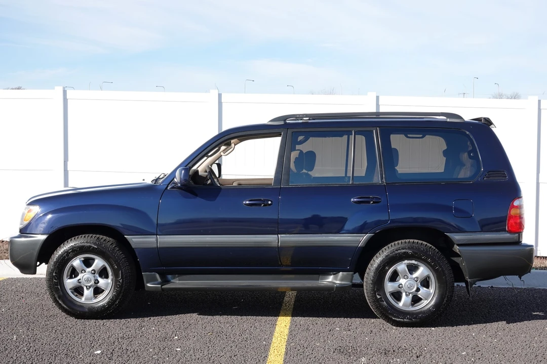 2002 Toyota J100 Land Cruiser - Image 15 of 31