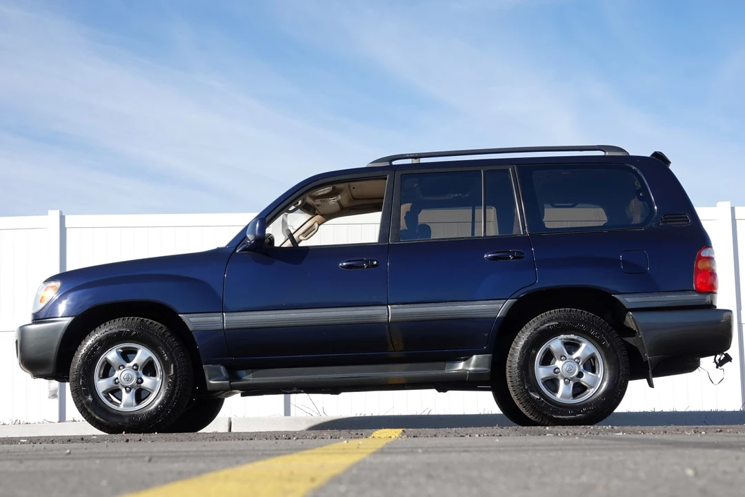 2002 Toyota J100 Land Cruiser - Image 17 of 31