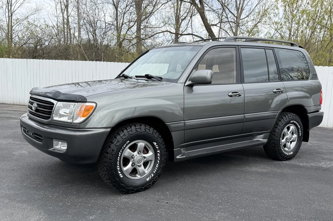 2002 Toyota J100 Land Cruiser - Image 6 of 31