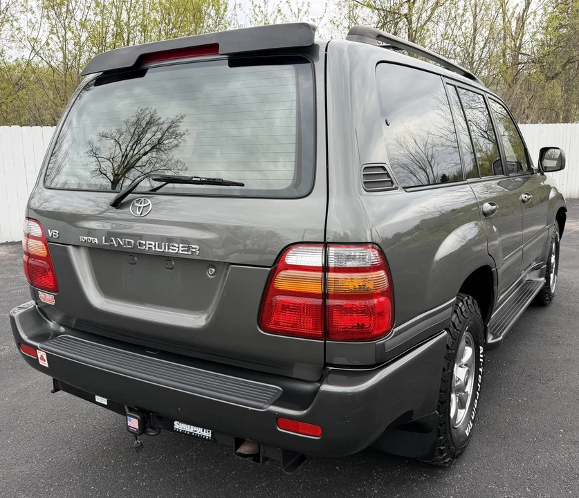 2002 Toyota J100 Land Cruiser - Image 17 of 31