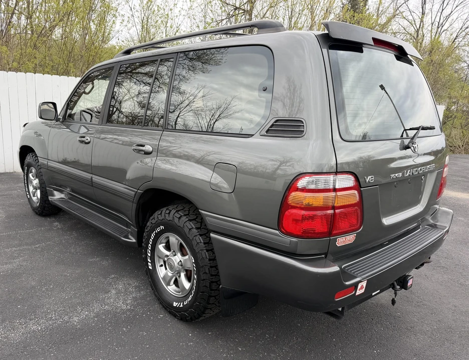 2002 Toyota J100 Land Cruiser - Image 9 of 31