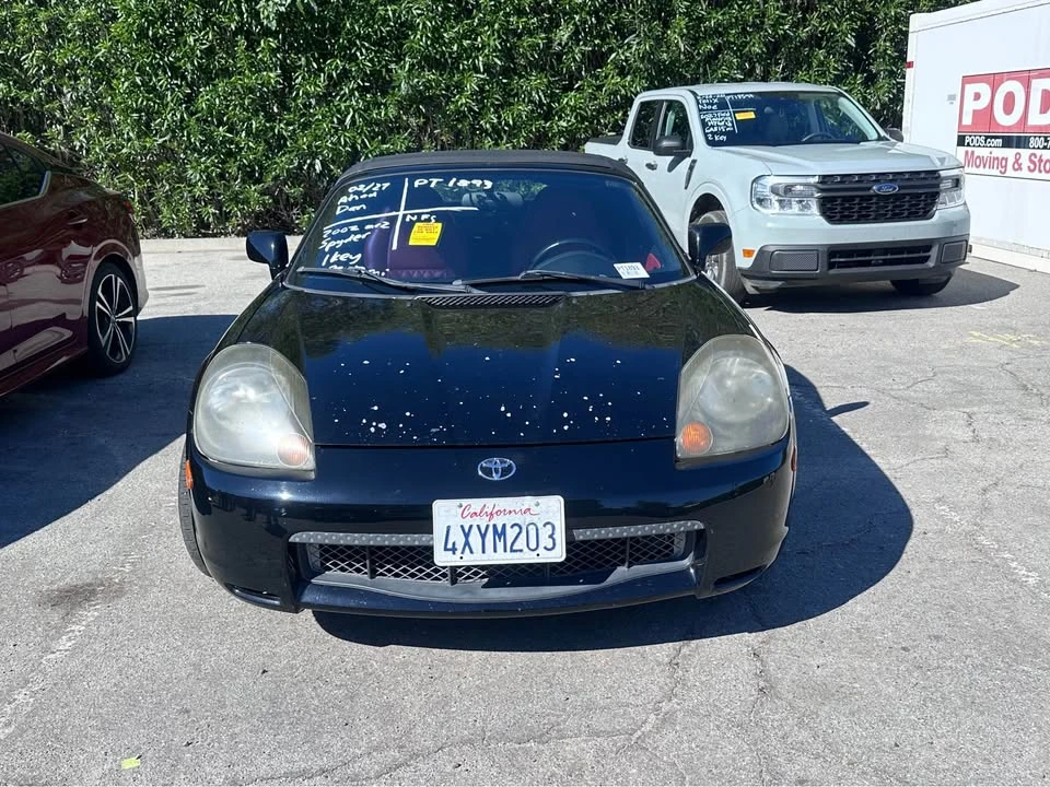 2002 Toyota MR2 Spyder/MR-S - Image 2 of 3