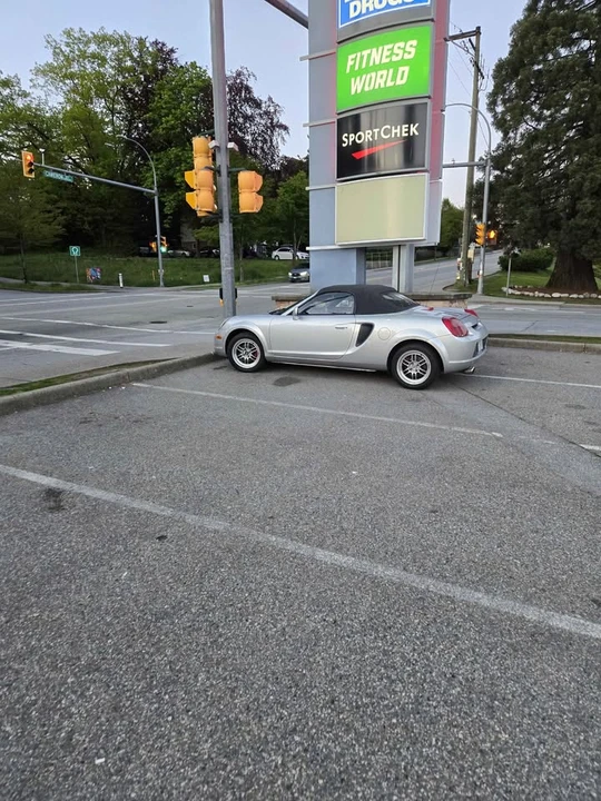 2002 Toyota MR2 Spyder/MR-S - Image 3 of 20