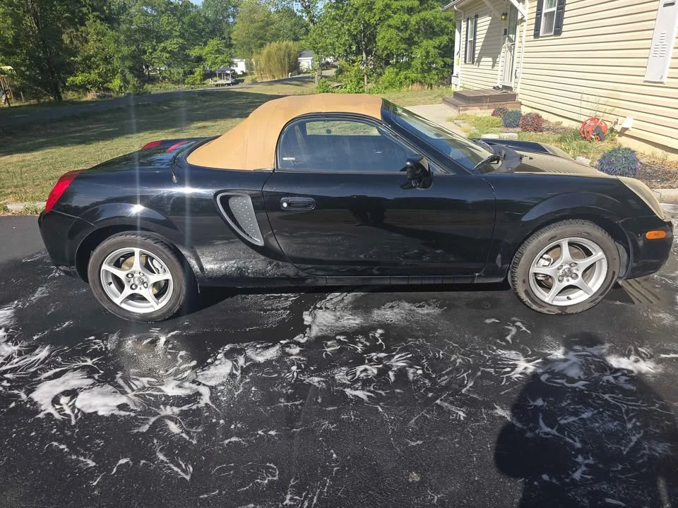 2002 Toyota MR2 Spyder/MR-S - Image 2 of 16