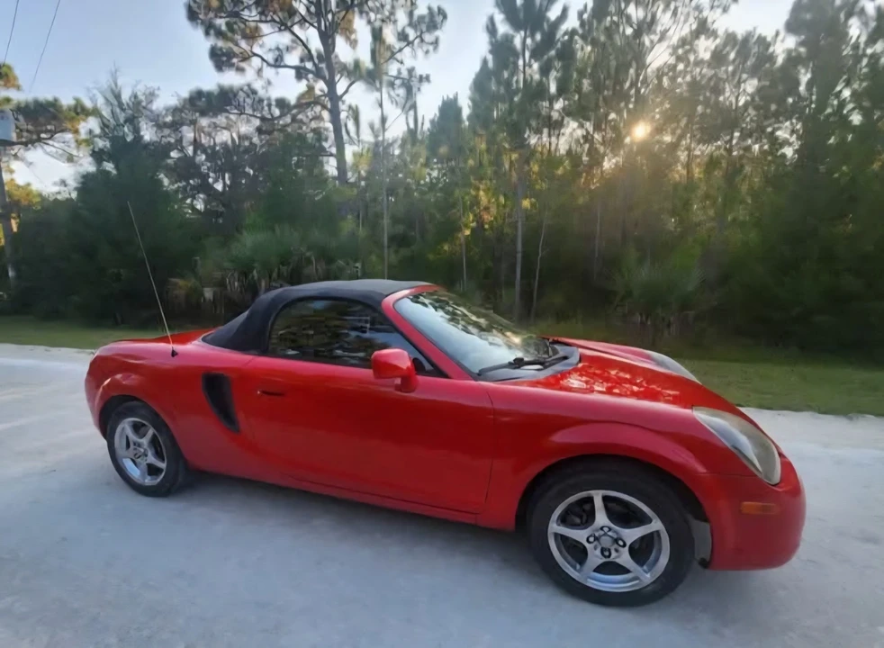 2002 Toyota MR2 Spyder/MR-S - Image 3 of 19