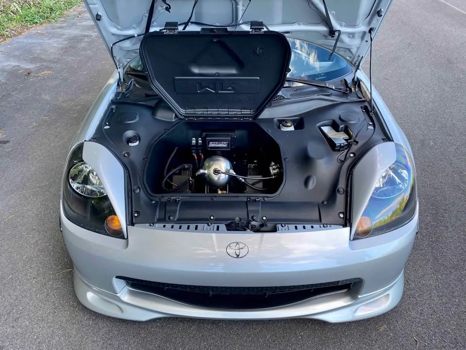 2002 Toyota MR2 Spyder/MR-S - Image 7 of 10