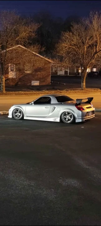 2002 Toyota MR2 Spyder/MR-S - Image 4 of 10