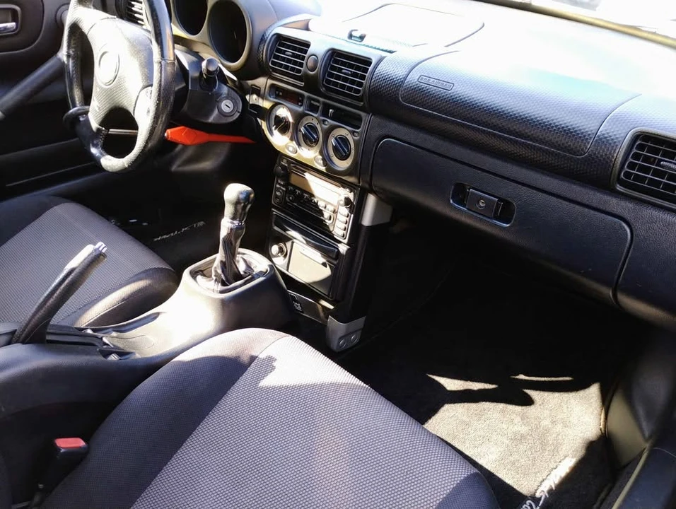 2002 Toyota MR2 Spyder/MR-S - Image 3 of 5
