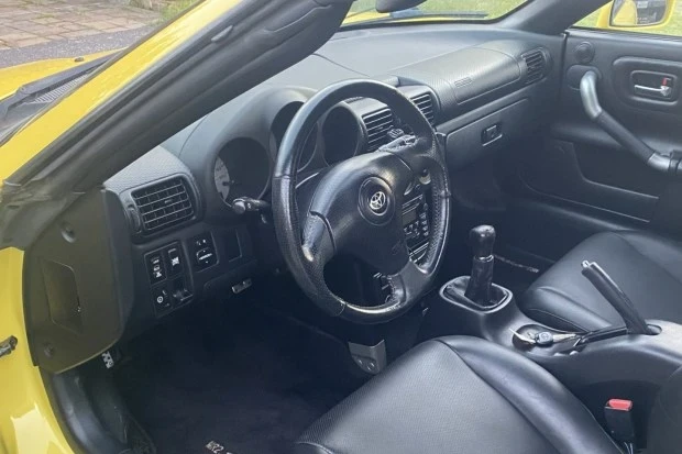 2002 Toyota MR2 Spyder/MR-S - Image 5 of 7
