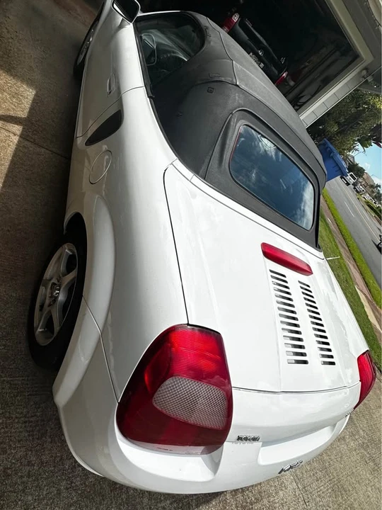 2002 Toyota MR2 Spyder/MR-S - Image 4 of 6