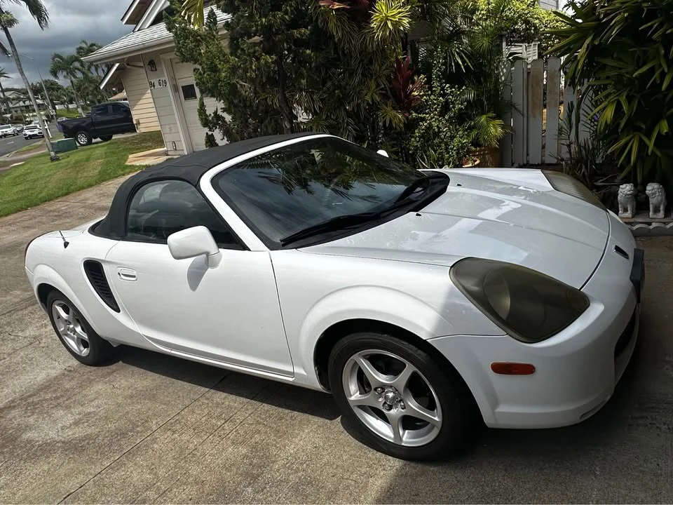 2002 Toyota MR2 Spyder/MR-S - Image 2 of 6