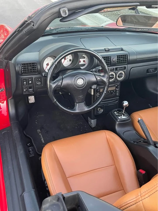 2002 Toyota MR2 Spyder/MR-S - Image 5 of 5