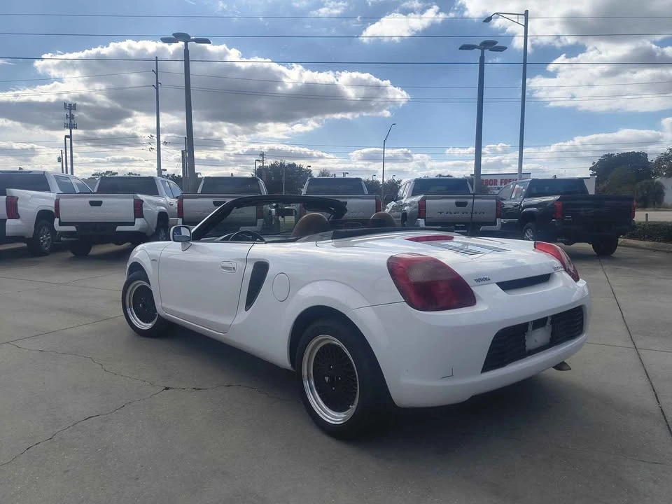 2002 Toyota MR2 Spyder/MR-S - Image 4 of 11