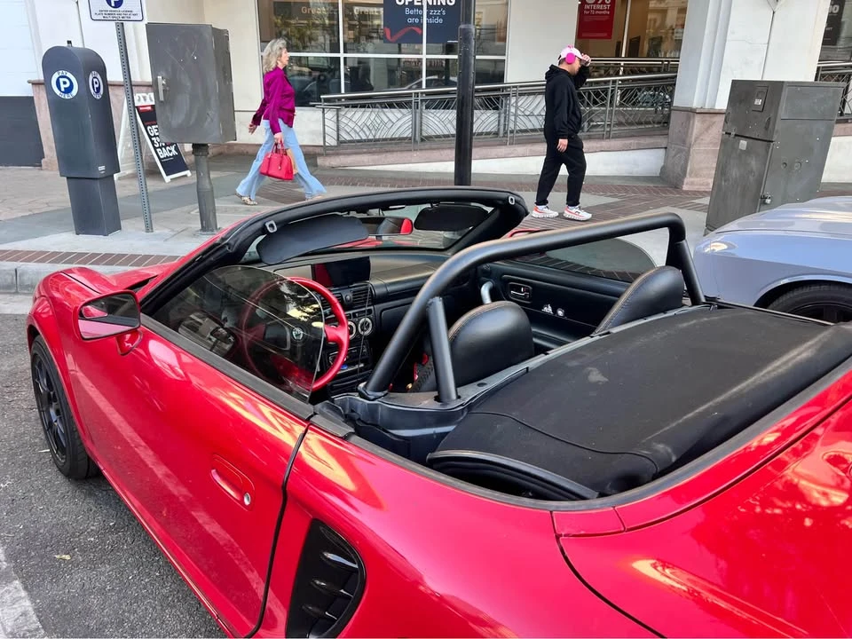 2002 Toyota MR2 Spyder/MR-S - Image 5 of 9