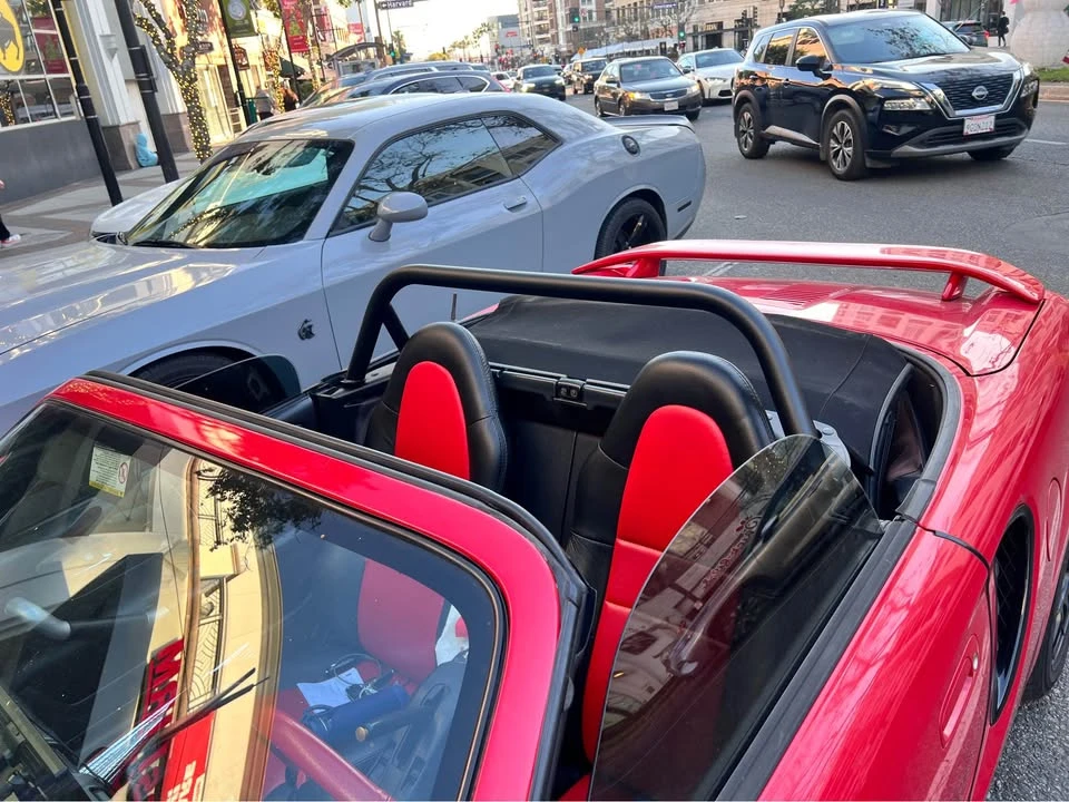2002 Toyota MR2 Spyder/MR-S - Image 6 of 9