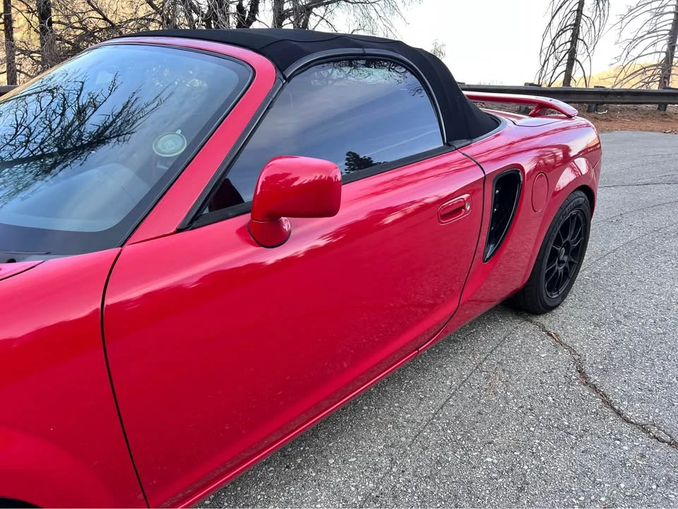 2002 Toyota MR2 Spyder/MR-S - Image 8 of 9