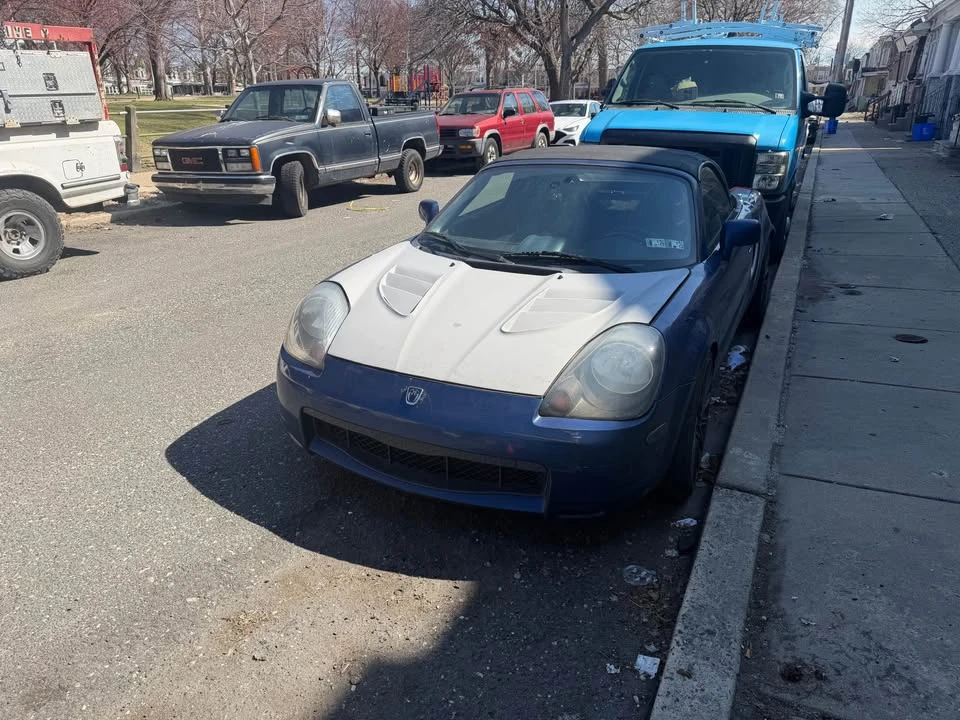 2002 Toyota MR2 Spyder/MR-S - Image 3 of 17