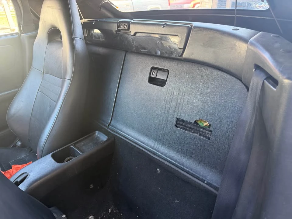 2002 Toyota MR2 Spyder/MR-S - Image 14 of 17