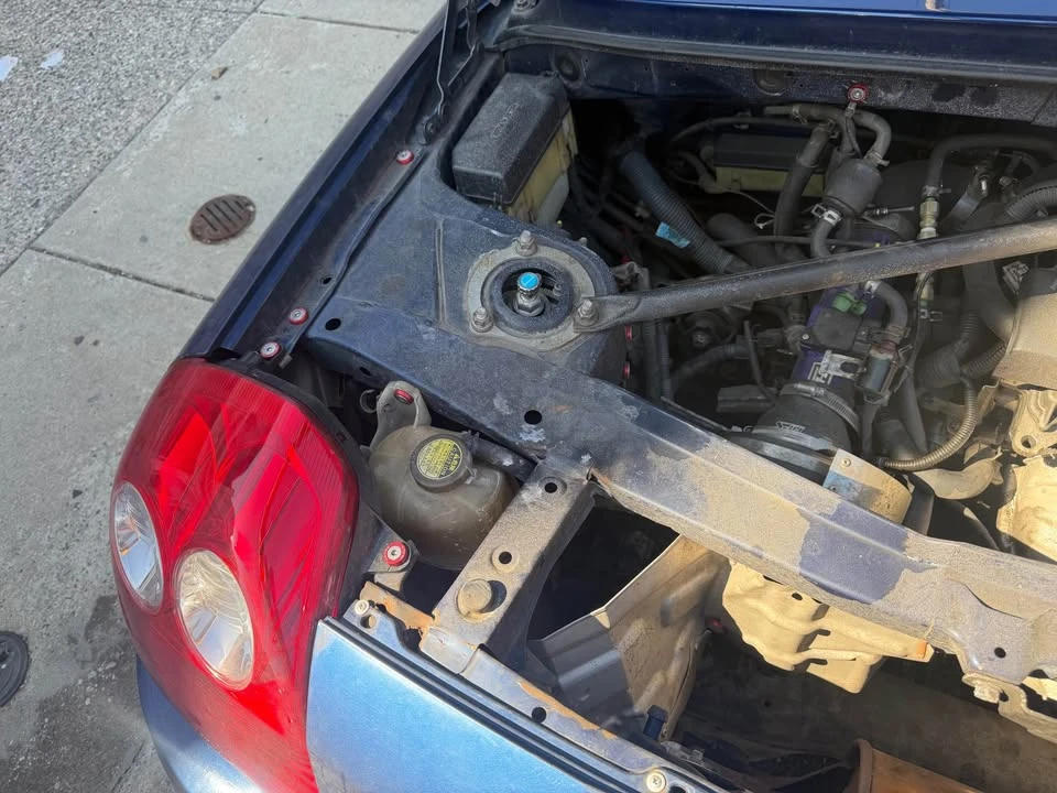 2002 Toyota MR2 Spyder/MR-S - Image 8 of 17