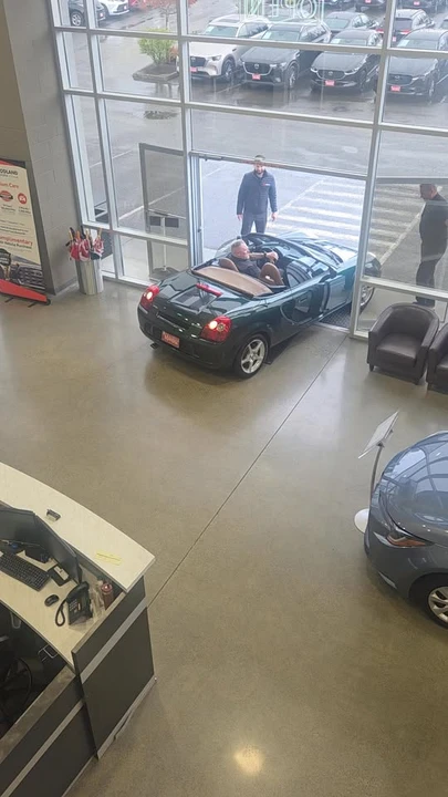2002 Toyota MR2 Spyder/MR-S - Image 10 of 10