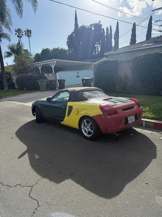 2002 Toyota MR2 Spyder/MR-S - Image 8 of 21