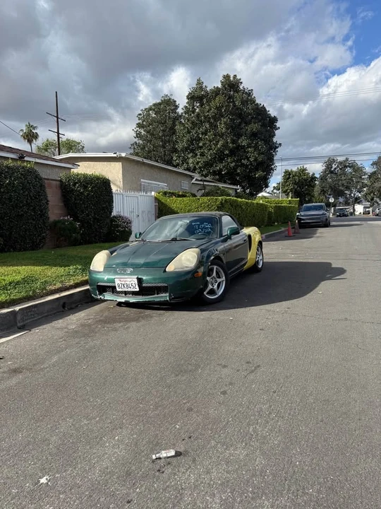 2002 Toyota MR2 Spyder/MR-S - Image 12 of 21