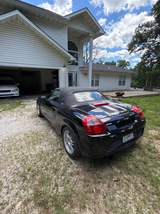 2002 Toyota MR2 Spyder/MR-S - Image 6 of 14