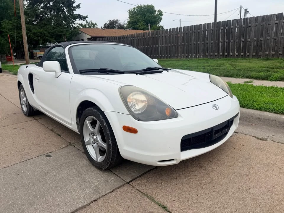 2002 Toyota MR2 Spyder/MR-S - Image 14 of 19