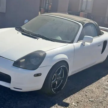 2002 Toyota MR2 Spyder