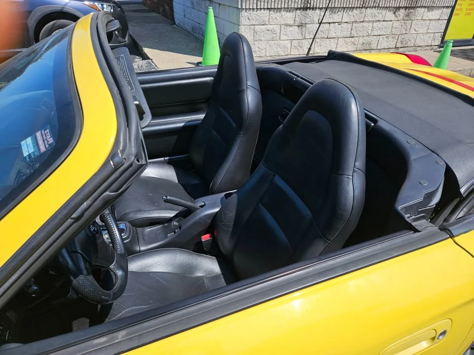 2002 Toyota MR2 Spyder/MR-S - Image 4 of 6