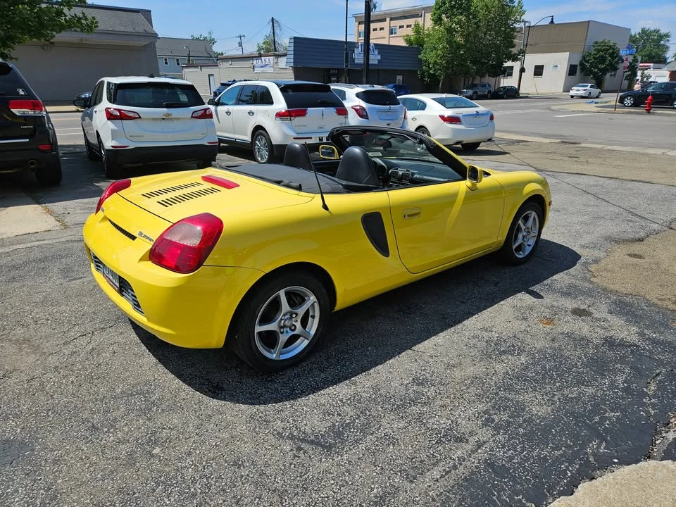 2002 Toyota MR2 Spyder/MR-S - Image 2 of 6