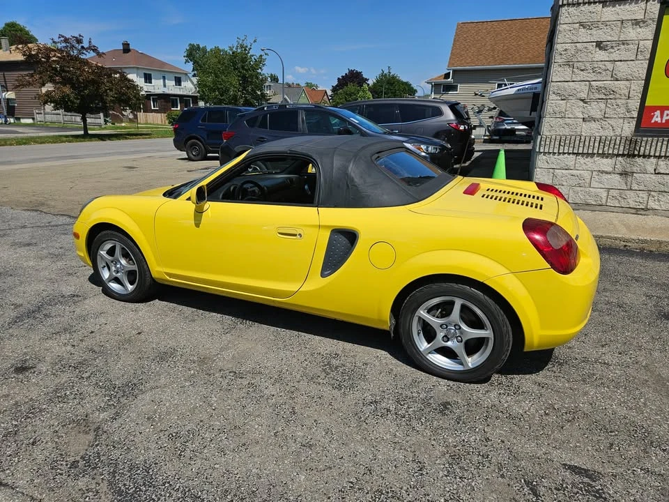 2002 Toyota MR2 Spyder/MR-S - Image 6 of 6