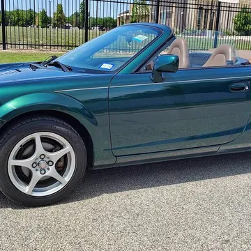 2002 Toyota MR2 Spyder Convertible 2D