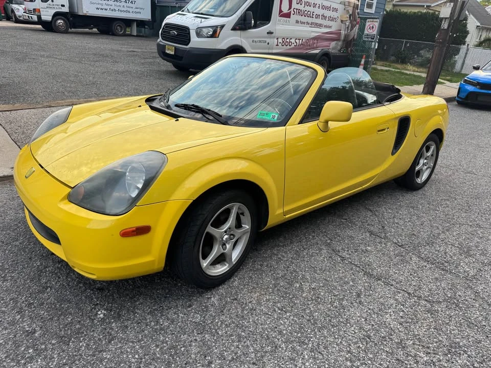 2002 Toyota MR2 Spyder/MR-S - Image 3 of 17