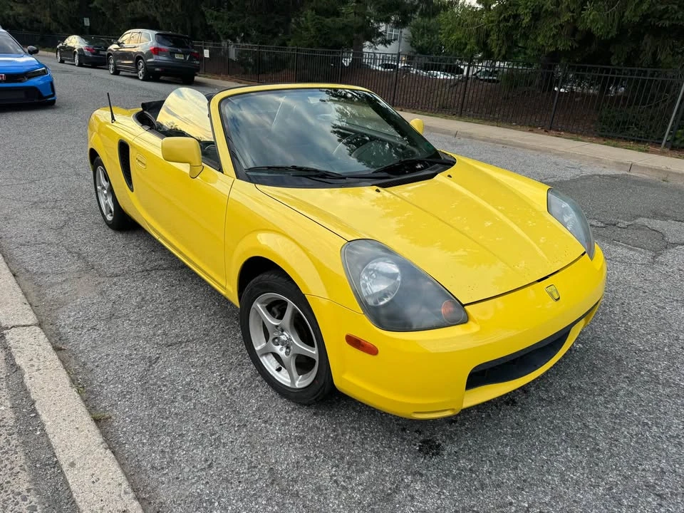 2002 Toyota MR2 Spyder/MR-S - Image 2 of 17