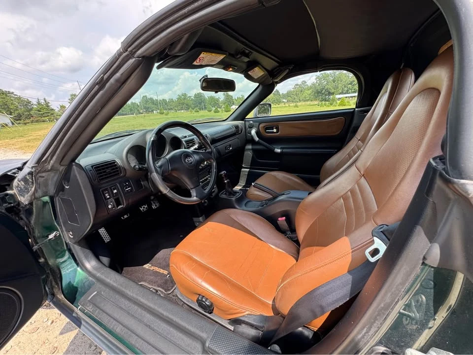 2002 Toyota MR2 Spyder/MR-S - Image 10 of 19