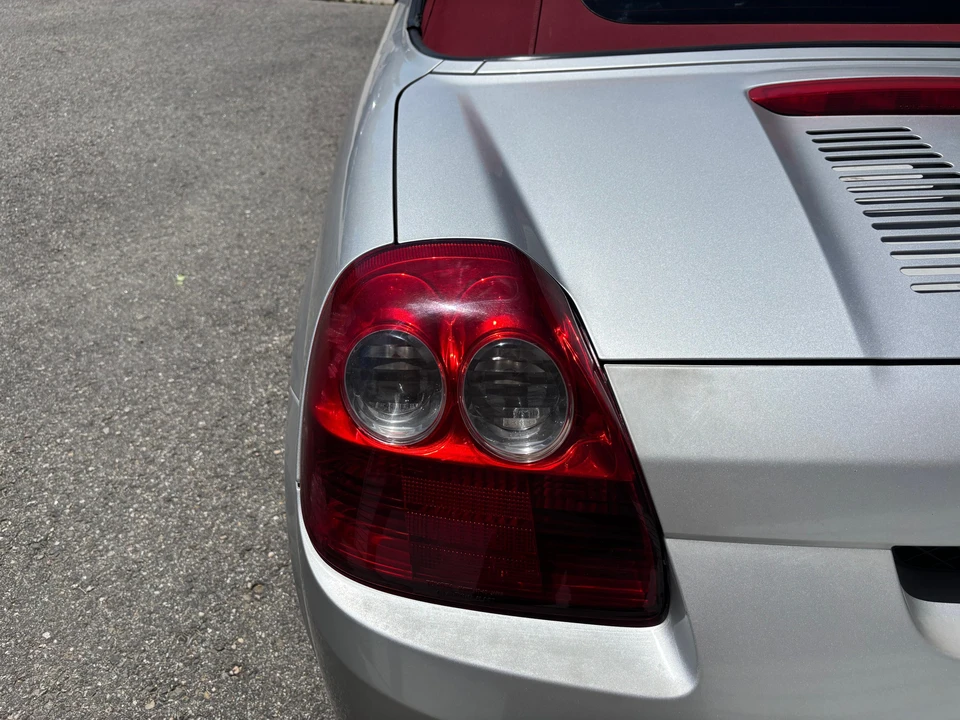 2002 Toyota MR2 Spyder/MR-S - Image 21 of 31