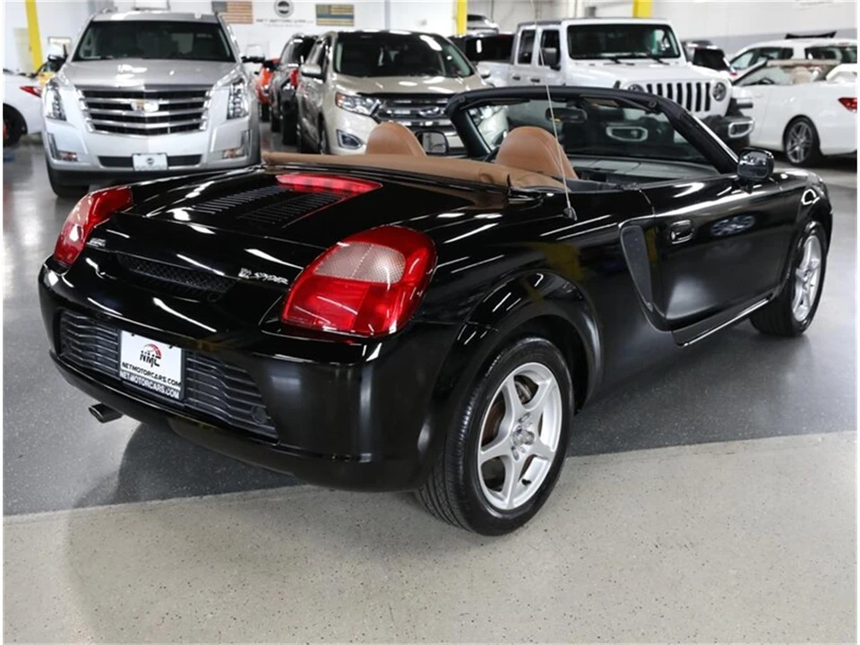 2002 Toyota MR2 Spyder/MR-S - Image 9 of 31