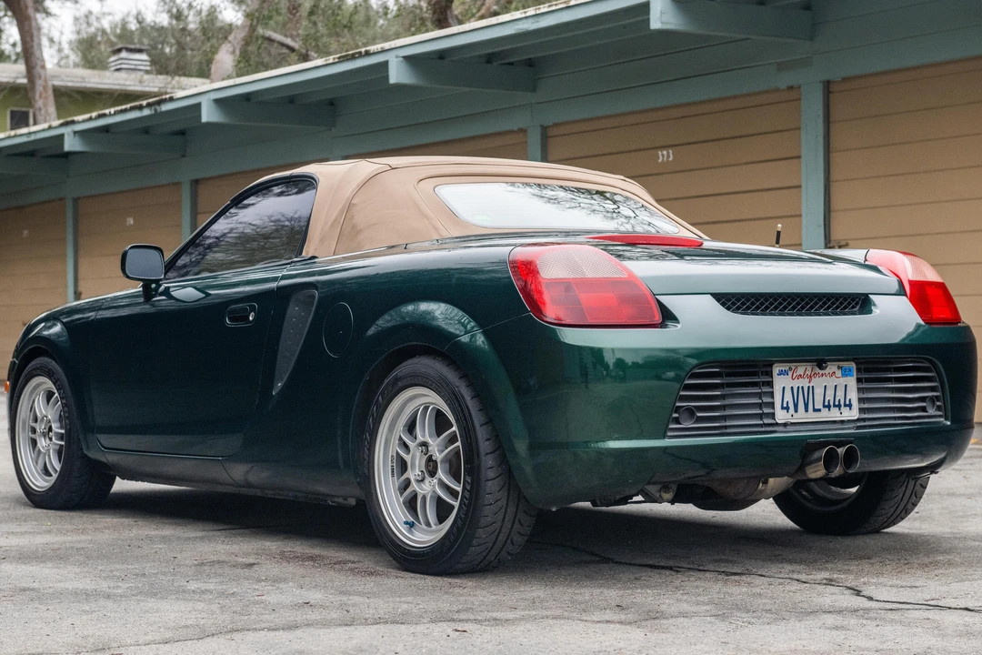 2002 Toyota MR2 Spyder/MR-S - Image 4 of 31
